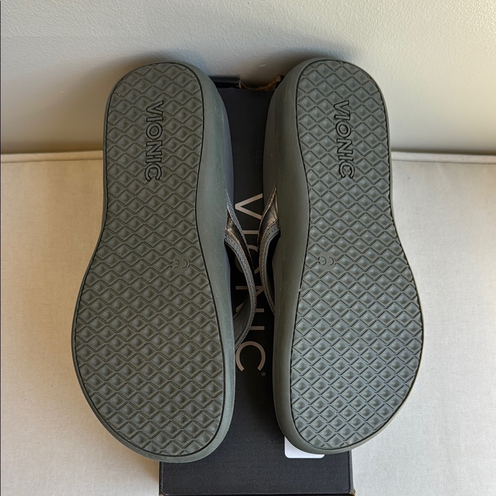 Vionic Gray And Silver Flip Flops - image 4